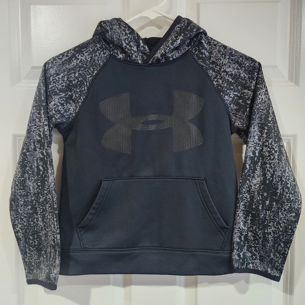 Youth Small Under Armour Loose Hoodie Black Hoodie